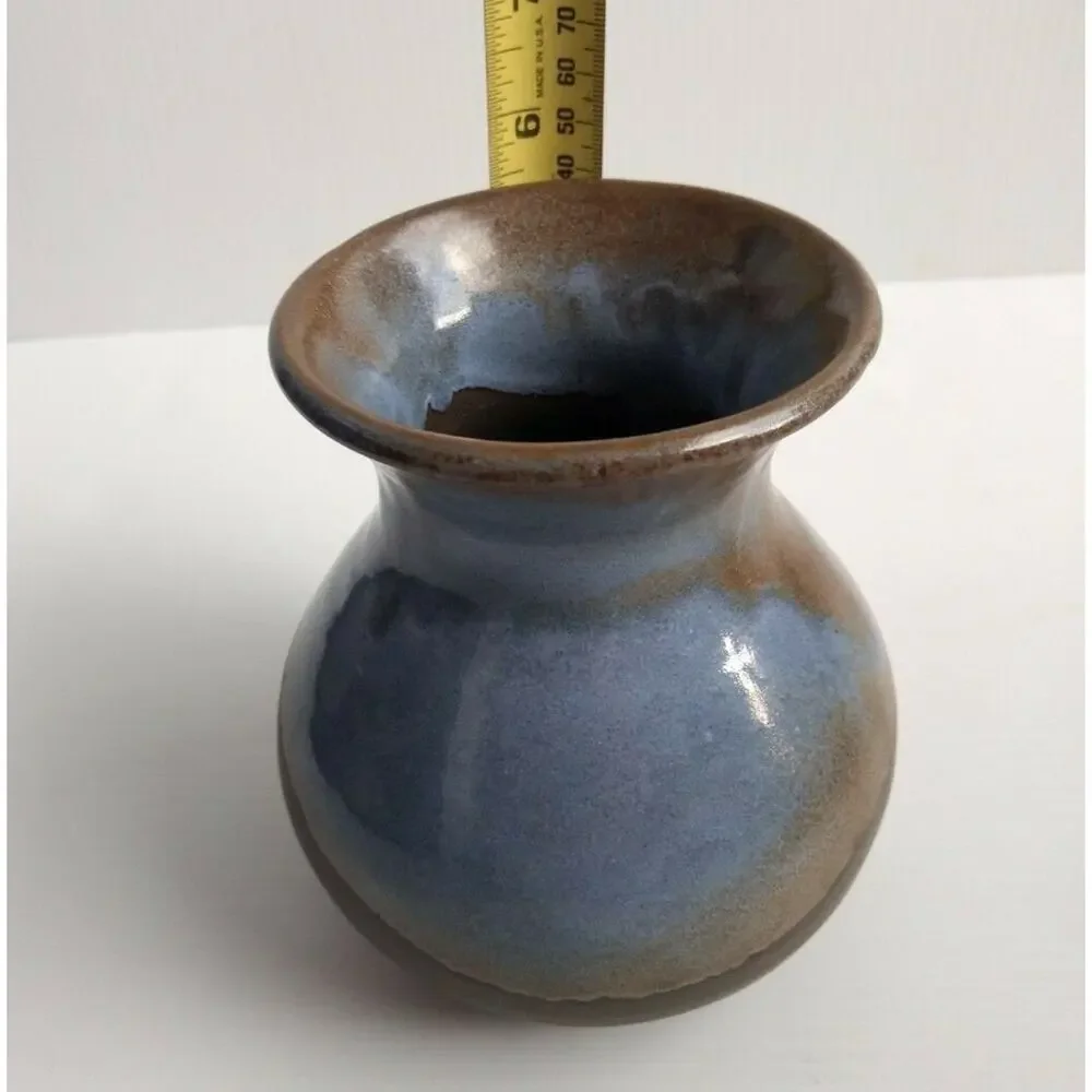 Pacific Stoneware Pottery Small Vase 1971 Signed B. Welsh ?
